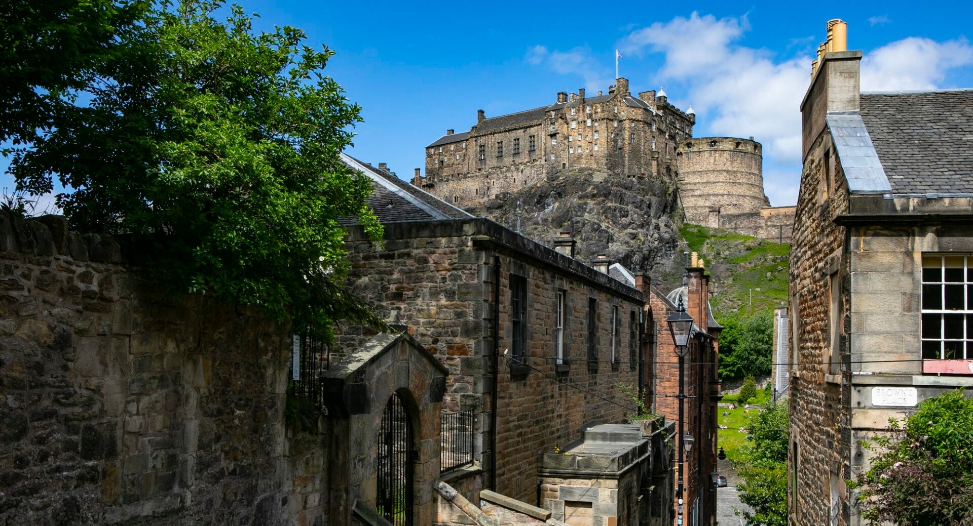 Edinburgh streetscape for About page